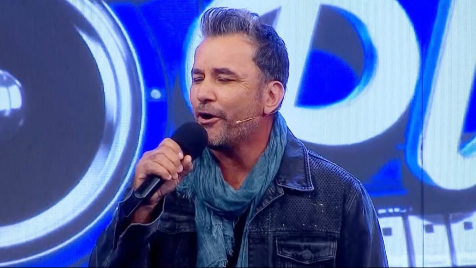 Douglas sorprende al realizar un puntaje perfecto cantando 'Palabra de honor' de Luis Miguel en Dale Play