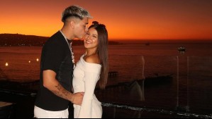 'Con mis jefas': AK4:20 se deshace en amor para Ignacia Antonia y la hija de ambos con postales playeras