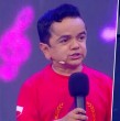 Este viernes, en Dale Play, Miguelito fue elegido por el equipo rojo para enfrentar el exigente desafío de Karaoke Recargado.