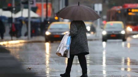 Meteoróloga de Megatiempo anticipa que lluvias en Santiago podrían llegar en el Día del Padre