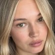 La modelo rusa Alexandra Litvoniva no sabía que causaría tanta sensación al disfrutar de un paseo por Tocopilla. La polola de Alexis Sánchez posó con sus admiradores