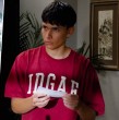 En el capítulo 317 de El Jardín de Olivia, Samuel (Simón Beltrán) fue a la casa de Luis Emilio (Alejandro Trejo) para cumplir con su parte del trato. Sin embargo, no tuvo paciencia para la actitud paternal que tomó el empresario.