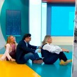 Revive acá el divertido momento en que Karen Doggenweiler, Karim Butte y Marianne Schmidt recrean viral remo vikingo.