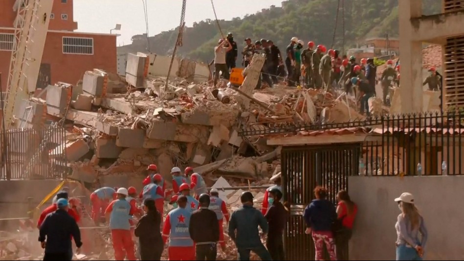 Elevan a 589 los fallecidos y 2.980 los heridos tras los devastadores terremotos en Venezuela