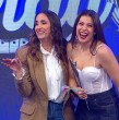 En este nuevo capítulo de Dale Play, Isidora Urrejola salió al escenario para representar al equipo rojo en Tráeme la pista, sin embargo, su nerviosismo terminó jugándole una mala pasada.