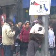 Entre las comunas de Estación Central y Santiago, la Alameda continúa con la problemática del comercio ambulante ilegal y la delincuencia.