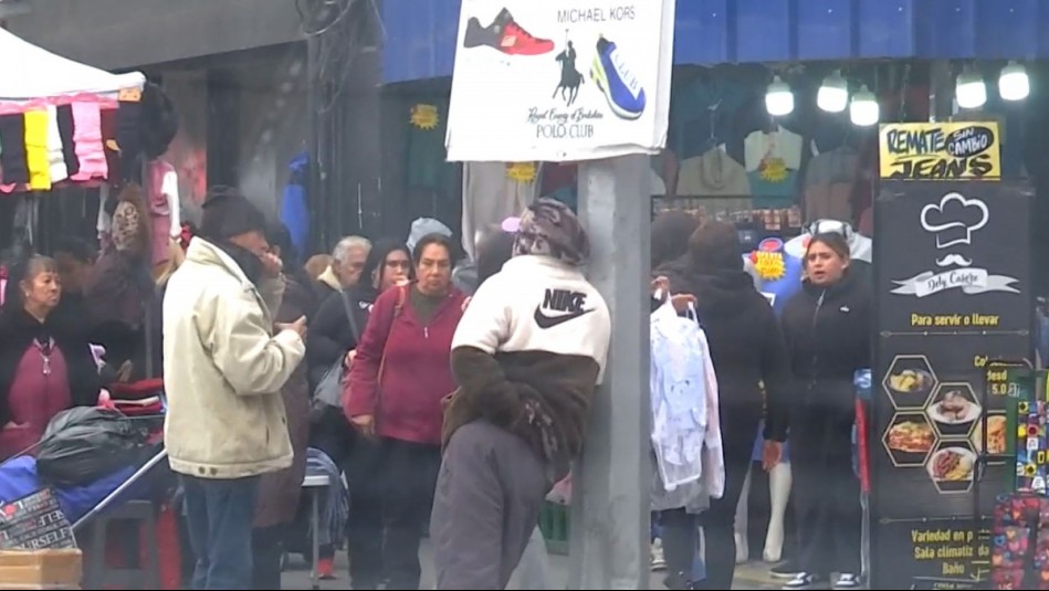 Mucho Gusto recorrió el barrio Meiggs: Venta de drogas se oculta entre los ambulantes de la Alameda