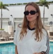 Kika Silva vuelve a hacer gala de su originalidad al posar con un look cuyo protagonista es una cartera inspirada en el Mundial de fútbol
