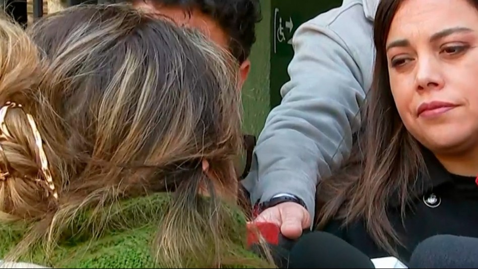 'Ahí olvida todo': Madre de dueño de auto abandonado con perros relató lo ocurrido y entregó revelador dato