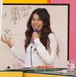 La reciente incorporación de Flavia Laos a Volverías con tu Ex? 2 no ha pasado desapercibida. En un nuevo capítulo del React oficial del reality, el panel repasó la trayectoria de la influencer, actriz y cantante peruana.