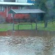Mira acá el registro que muestra el anegamiento de una de las vías de Valdivia por intenso temporal.