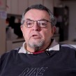 Fernando Concha, de 66 años, vive en Pudahuel con una severa discapacidad y diabetes. Hoy pide ayuda a sus hijas para poder lidiar con los costos de su enfermedad en Carmen Gloria: Fuerte y Claro.