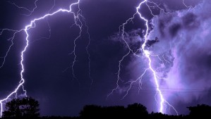 Temporal llega este viernes a la zona centro: Pronostican tormentas eléctricas y hasta 80 mm de lluvia
