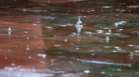Temporal se acerca a Santiago: A esta hora comenzaría la lluvia en la Región Metropolitana