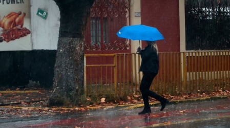 Lluvia en Santiago: A esta hora será el peak de precipitaciones en la Región Metropolitana