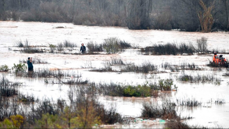 Senapred ordena evacuar el sector El Jilguero de Vallenar por activación de estero tras intensas lluvias