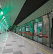 Conoce acá cuáles son las estaciones de Metro de Santiago que tienen sus accesos cerrados por las lluvias.