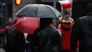 Nuevo sistema frontal llega a Santiago: A esta hora se intensificarán las precipitaciones en la capital