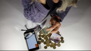 Deuda alcanza a nuevos sectores: 1 de cada 4 chilenos que estaba al día cayó en mora