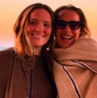 Durante sus vacaciones en Aruba, Angélica Castro y su hija Laura de la Fuente lucieron looks elegantes y cómodos, acordes para una salida nocturna.