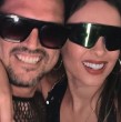 Maura Rivera y Mark González protagonizan un video donde registran la particular terapia a la que asisten para desestresarse.