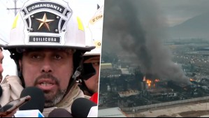 Bomberos realiza dura acusación contra a empresa química tras incendio en Quilicura: 'Expone a nuestra gente'