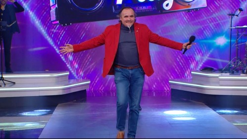 Paul Vásquez sacó su lado más romántico para cantar 'Huele a Peligro' en Dale Play Prime