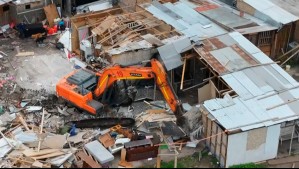 Con maquinaria pesada: Las imágenes que dejó el desalojo y demolición de la toma Aconcagua en Colina