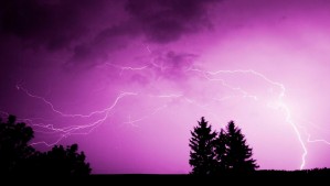 Emiten aviso por probables tormentas eléctricas en siete regiones: Revisa aquí las zonas