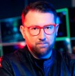 Este domingo 16 de agosto, Mega ofrecerá una programación que combinará cultura, investigación y humor, con una variada propuesta para acompañar a los televidentes durante toda la jornada.