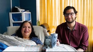 Joven de 22 años estudia derecho y cuida a su madre tetrapléjica: 'Me gustaría ser más para darle más'