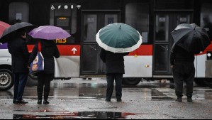 Será por casi una semana: Adelantan cuándo volverían las lluvias a Santiago