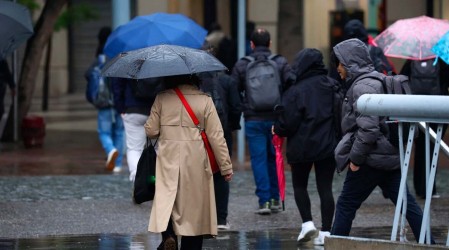 Al menos cinco días con lluvia: Este día llega tren de sistemas frontales a Santiago