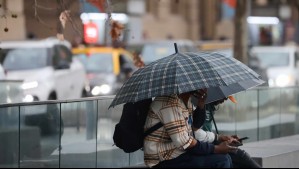 Lluvia en Santiago: ¿A qué hora será el peak de precipitaciones este miércoles?