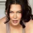Michelle Carvalho siempre deslumbra en redes sociales con los outfits que ocupa y la confianza con la que los lleva a pasarelas, eventos o en su diario vivir.
