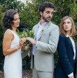 Daniel López, Ingrid Cruz y Carolina Arregui, integrantes del elenco de Me caso, pero contigo, la nueva teleserie vertical de Mega llegaron hasta Mucho Gusto para promocionar este nuevo Megashort.