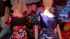 Se tiñó de blanco, rojo y azul: Barrio Meiggs recibe a cientos de compradores en la previa de Fiestas Patrias