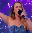 En este capítulo de Dale Play, Consuelo Schuster deslumbró con su enorme talento en el canto y alcanzó un gran número de aciertos en Karaoke Recargado.