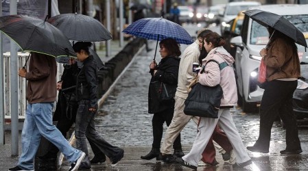 ¿A qué hora llueve en Santiago? En este momento del día se registrarían precipitaciones este miércoles