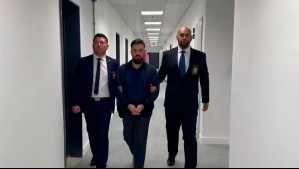 Con sandalias y en silencio: Así fue la llegada de Martín de los Santos tras extradición desde Brasil