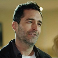 En medio de Luciano y Bárbara: Conoce a Gaspar Zabala, el personaje de Nicolás Poblete en Prohibida Obsesión