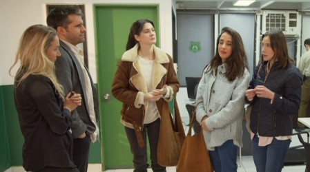 Reunión de Superados - Capítulo 197: Manuel rescata a Javiera y sus amigas