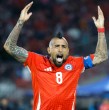 Sigue a Arturo Vidal en el react de Mega para el partido entre Chile y Canadá. No te pierdas los comentarios del King sobre la Roja ante el conjunto norteamericano.