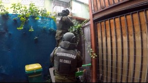 Atrapados 133 - Capítulo 56: Carabineros sigue a bandas de jóvenes delincuentes por Santiago