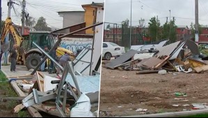 Entre ellas una iglesia: Demuelen construcciones ilegales y sacan cámaras del 'Barrio Chino' de Lo Espejo