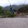 Conoce acá el drama que debe vivir la familia Maturana para cruzar el estero Antivero.