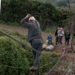Conoce acá el relato de la familia de San Fernando que debe cruzar en tirolesa estero Antivero.