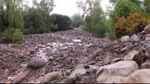 Con rocas de más de 1,70 metros: Así quedó la Quebrada Honda tras el aluvión en Las Condes