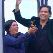 En los mejores momentos de Detrás del Muro, Chofi (Paola Troncoso) se encontró con Rafael Araneda en el metro.