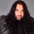 Una nueva disputa judicial enfrenta a Alexis Morales, conocido como Alexítico, fundador de la banda de cumbia La Noche, y su excompañero Leo Rey.
